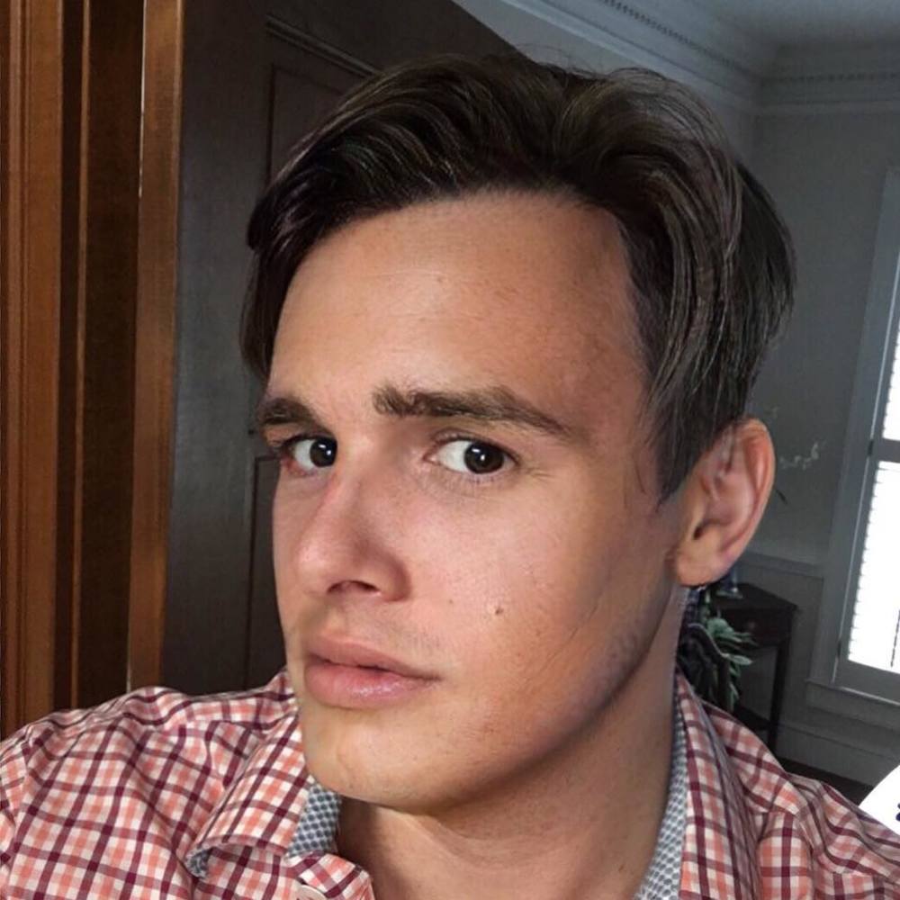 Meet your Posher, Chase